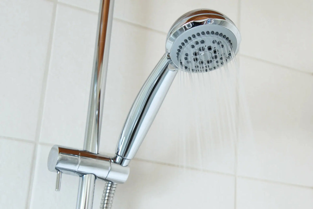 Let-s-End-the-Debate-Showering-Before-or-After-Bed Myza