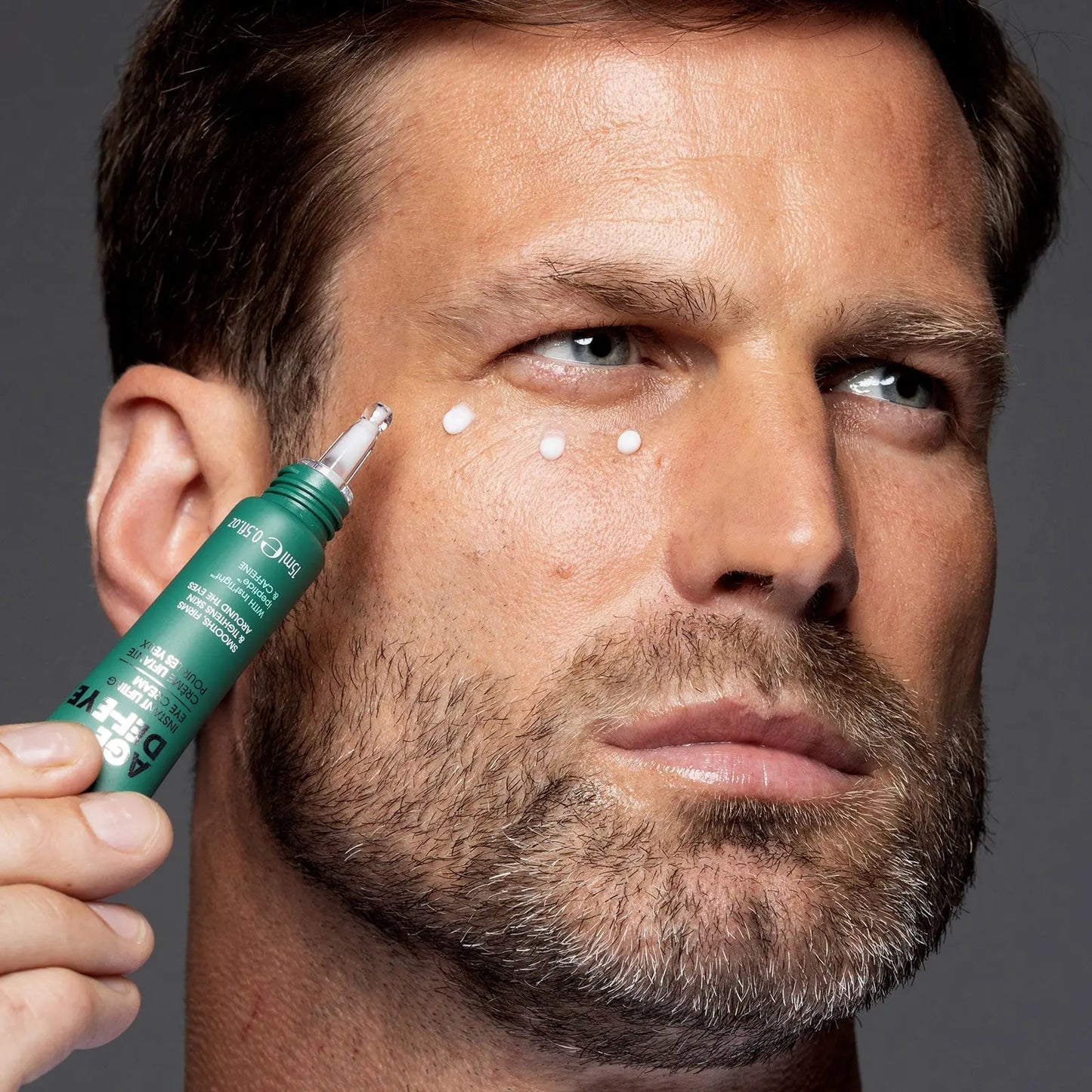 AGE DEF-EYE Shakeup Cosmetics