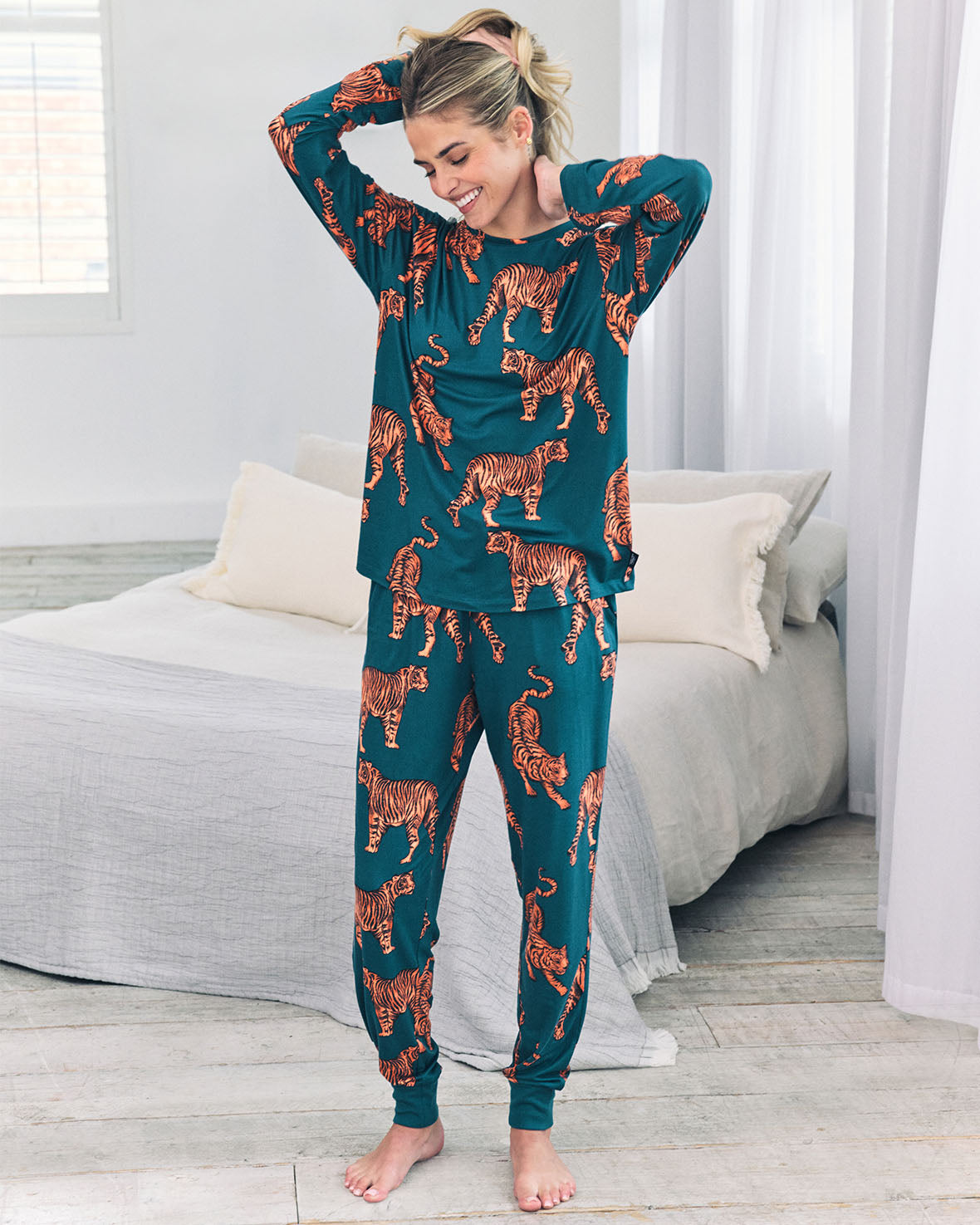 Tiger Print Long Pyjama Set Chelsea Peers