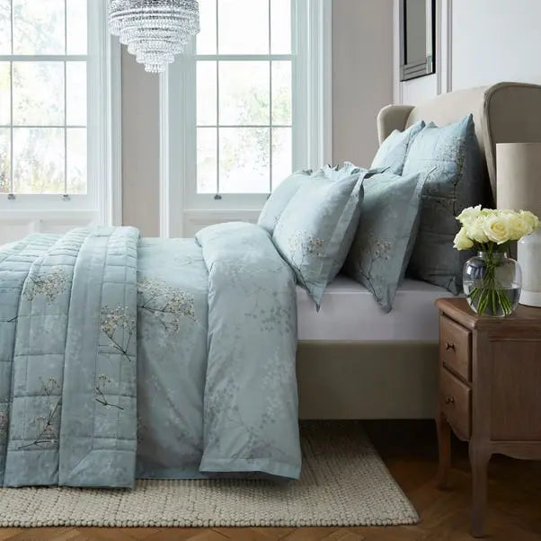 Dorma Gypsophilia Bedspread