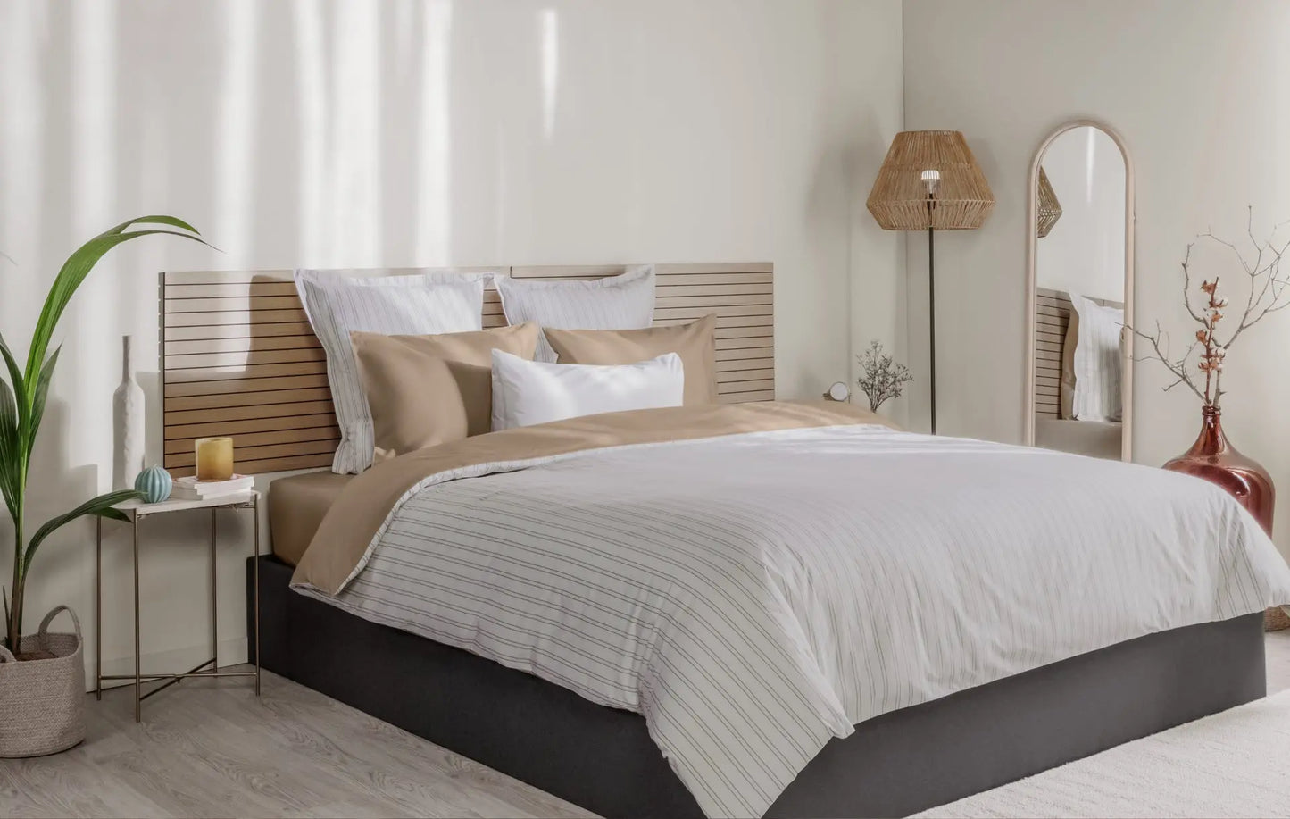 Emma Bed Linen Duvet Cover Percale 200 TC - Beige Straps & Beige Emma