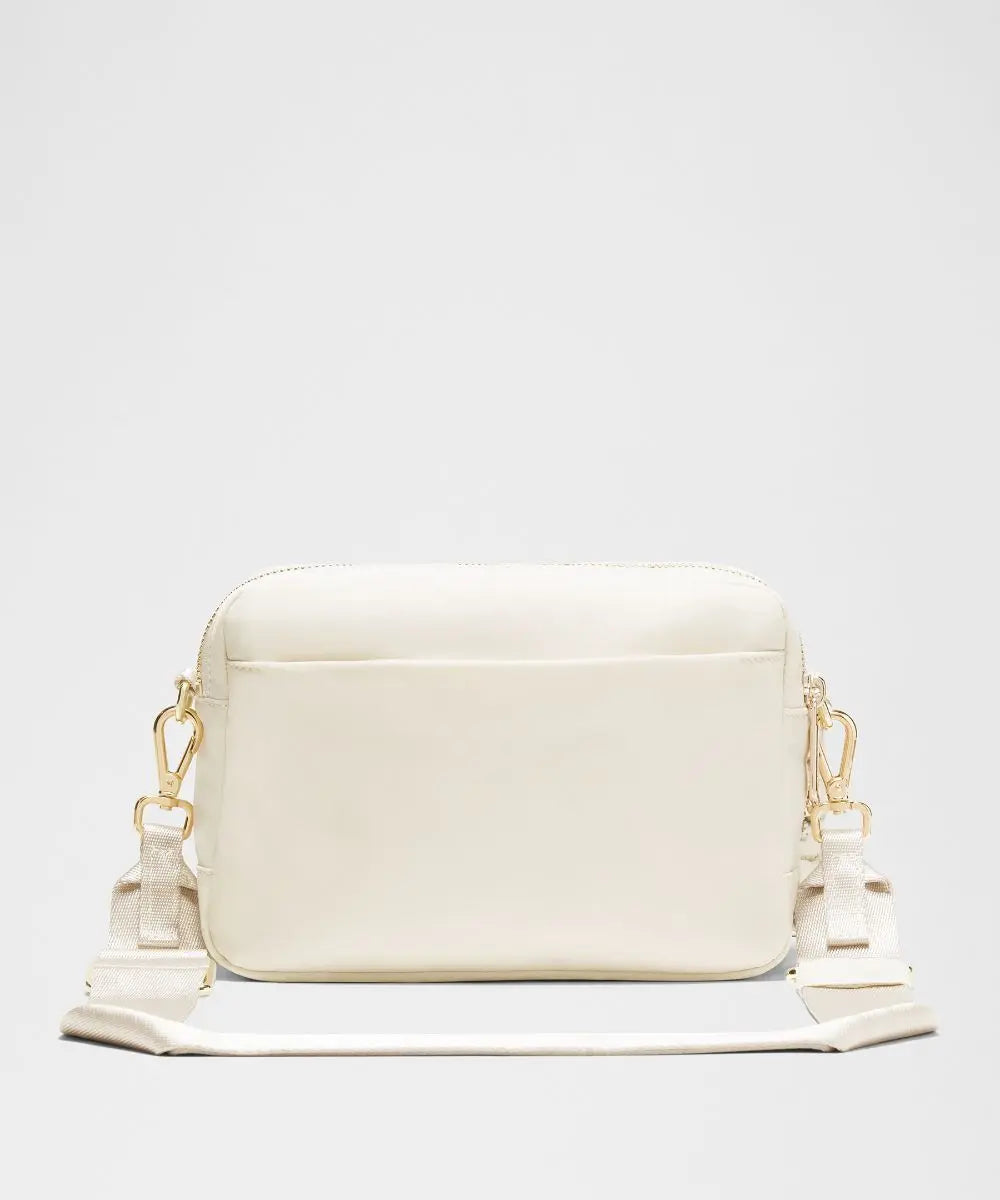 Everywhere Crossbody Bag 3L Large Metal Hardware Lululemon
