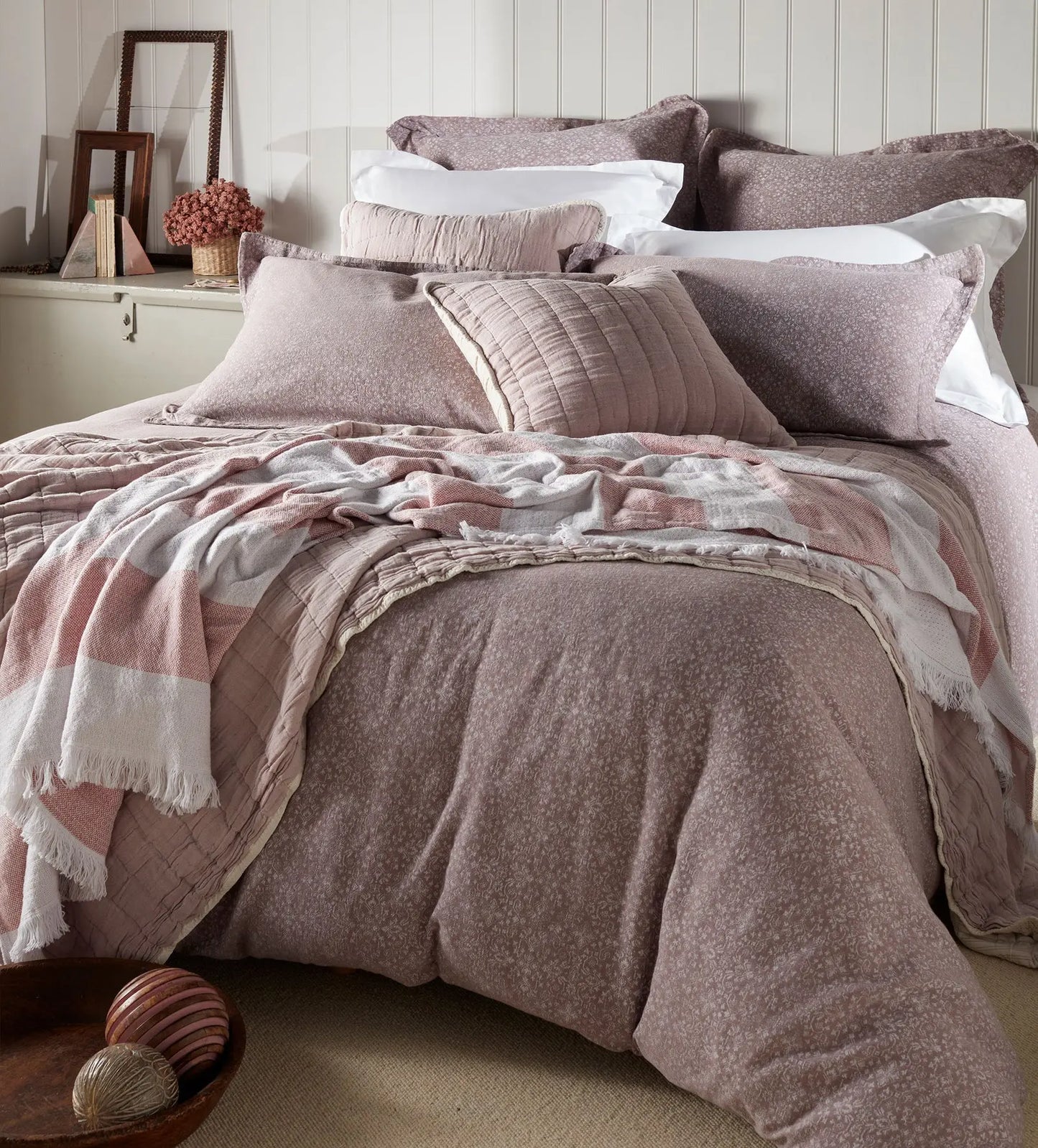 Jasmine Floral Jacquard 100% Cotton Bed Linen The Secret Linen Store