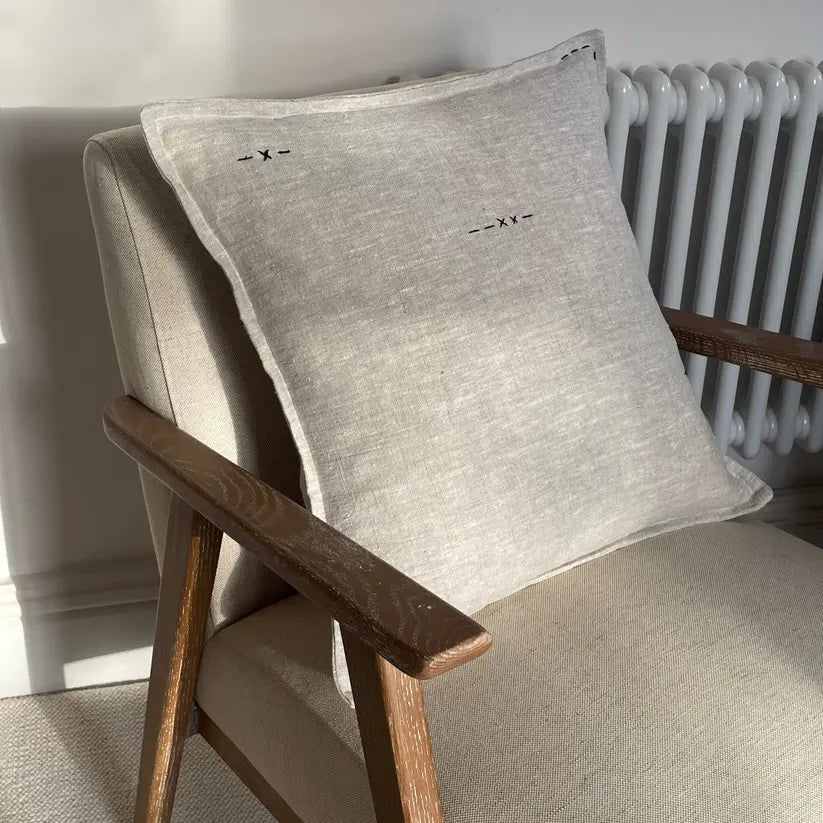 Marga Bordado Cushion Mísa