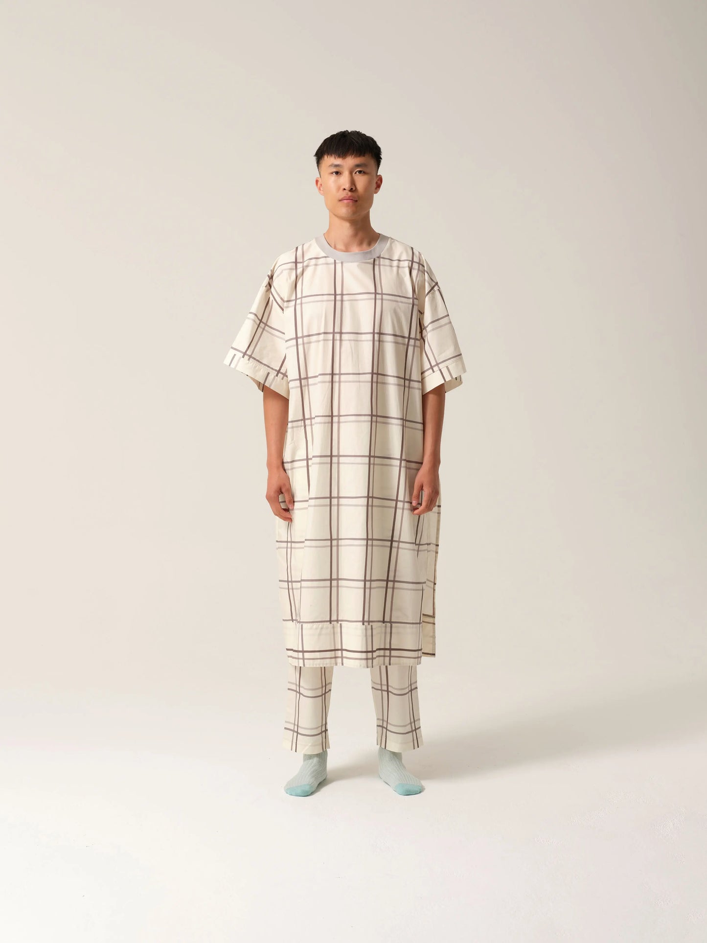 Mens T-shirt Hospital Gown Silver Linings Tonic London