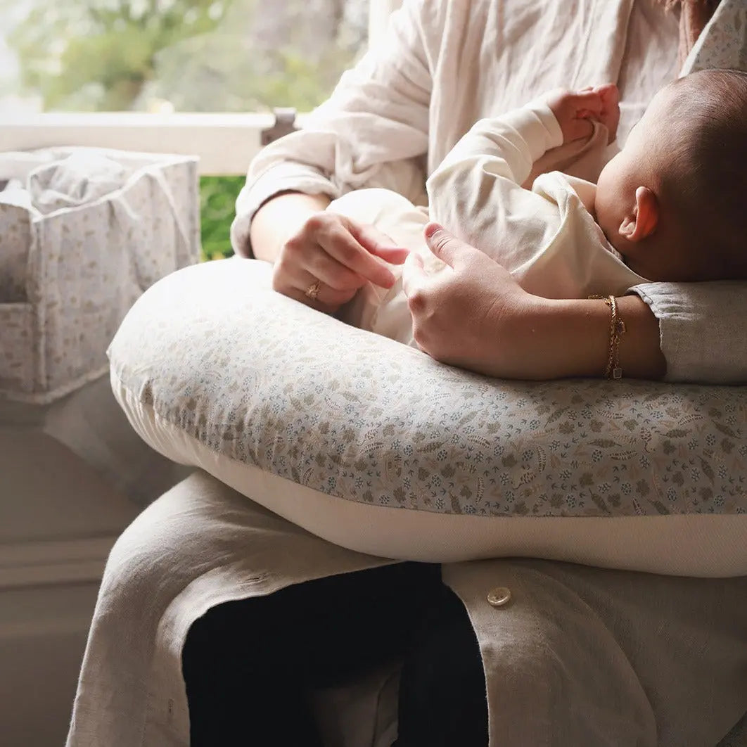 Nursing Pillow - Nature Trail Avery Row