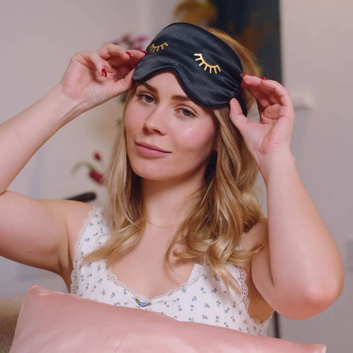Satin Sleep Mask - Wink Print, Black SMUG