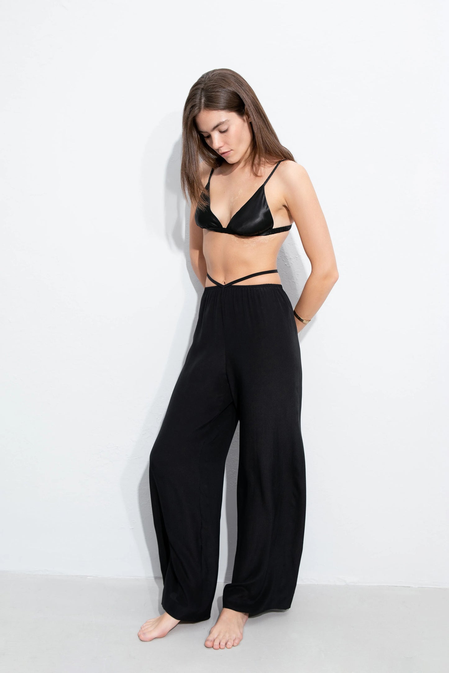 Silk Bra 'Jaya' Black TEYA