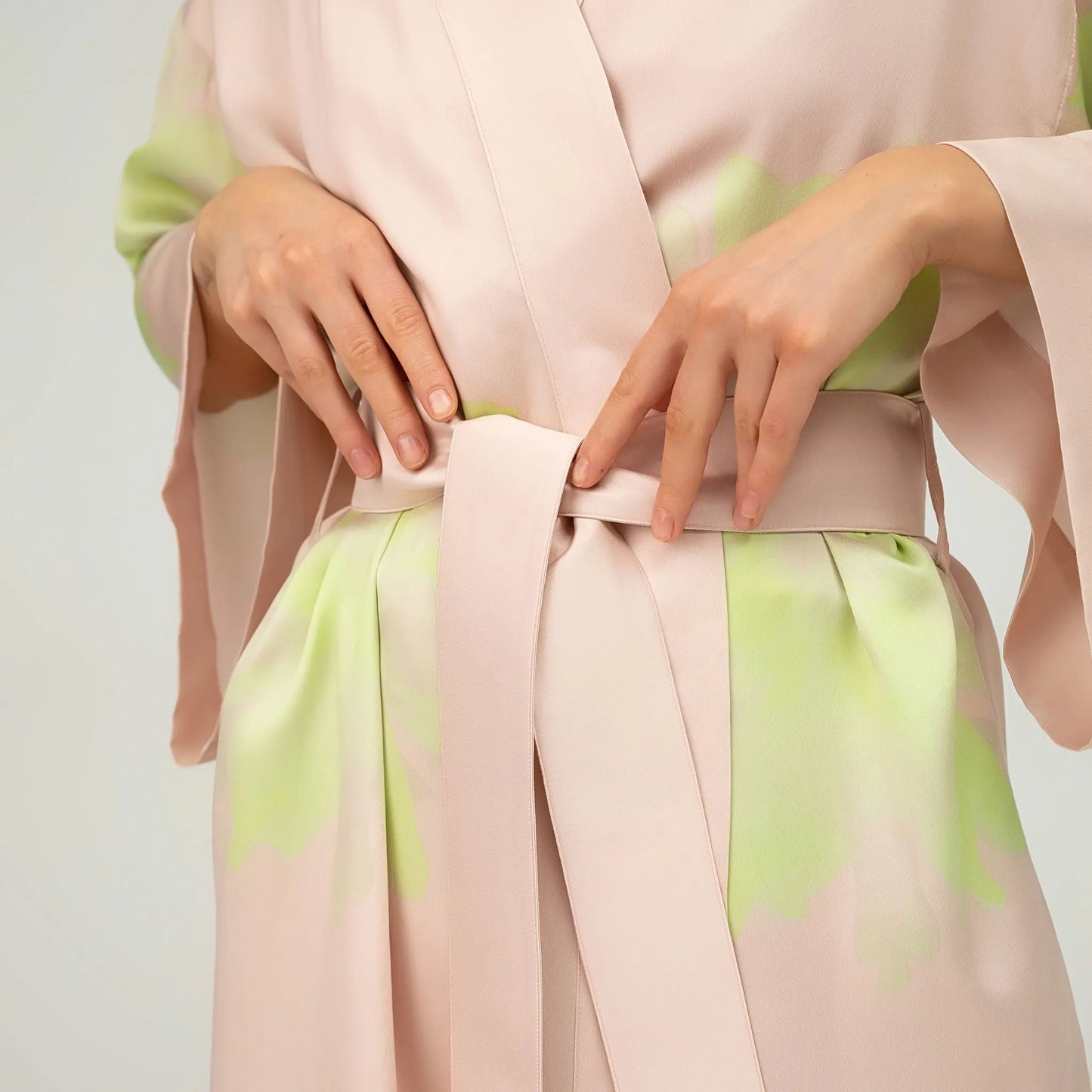 Silk Dreamscape Short Kimono Robe Pink Flower NOKAYA