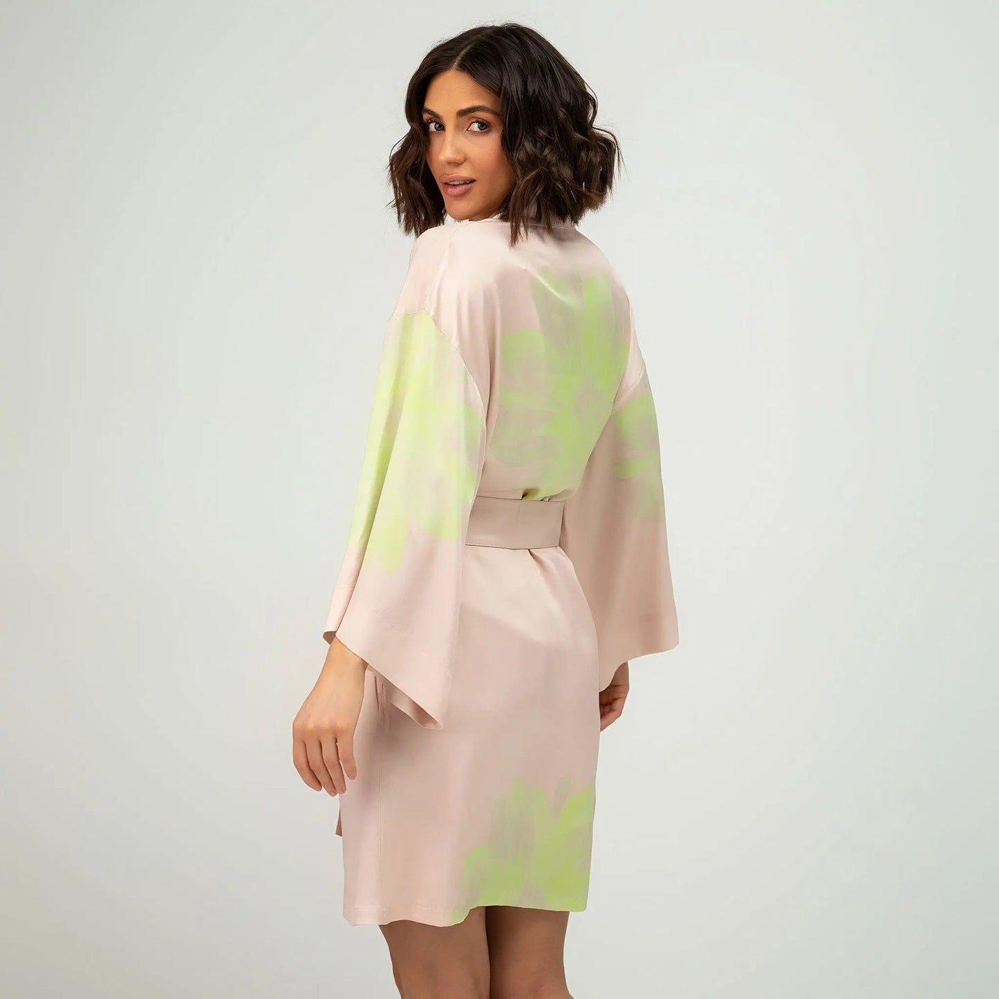 Silk Dreamscape Short Kimono Robe Pink Flower NOKAYA