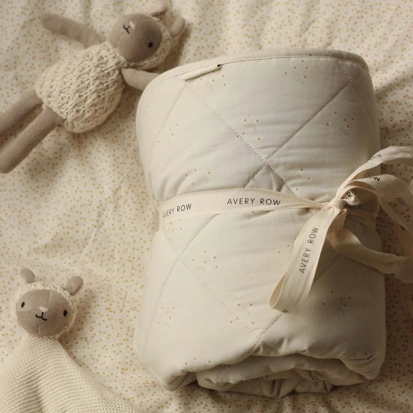 Stay & Play Mat - Wild Chamomile Avery Row