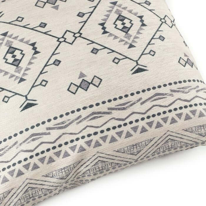 Vintage Chenille Cushions – 45x45 cm The Rugs