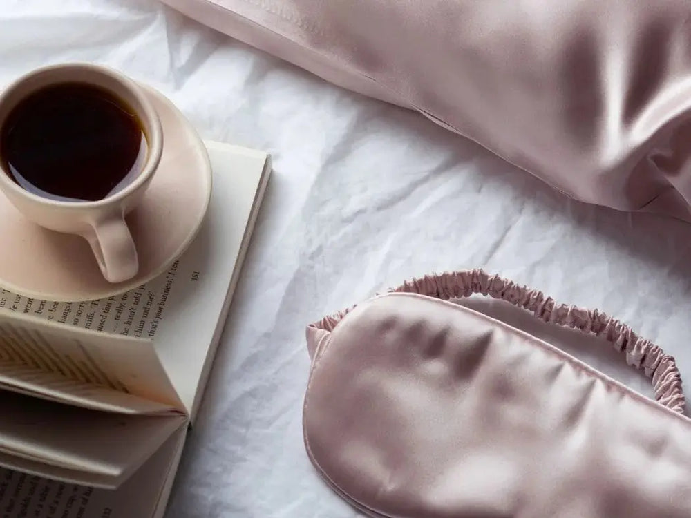 Mulberry-Silk-Magic-Liv-Lindley-s-Sleep-Set-Review Myza