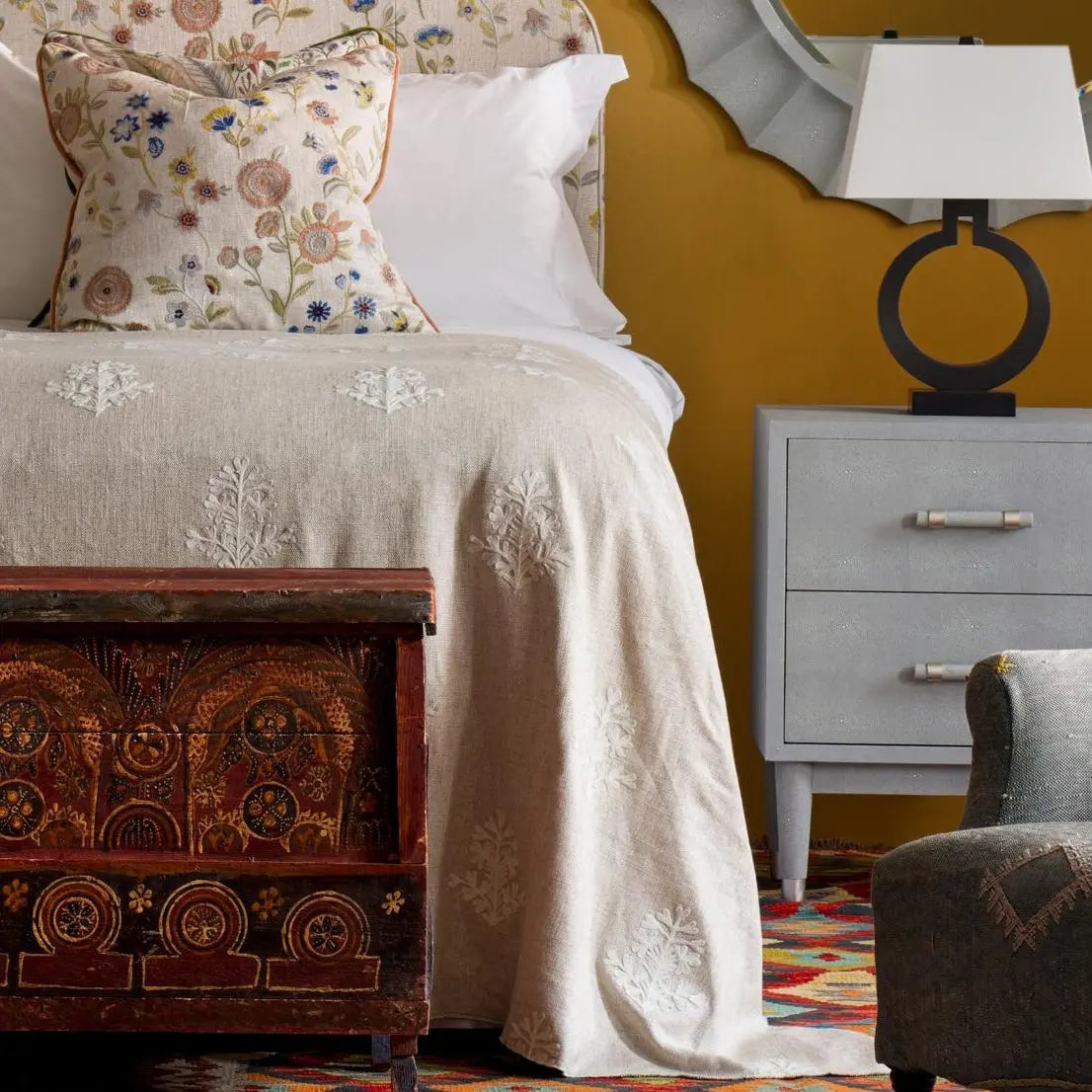 Bedside Tables for Stylish, Practical Nighttime Storage | Myza
