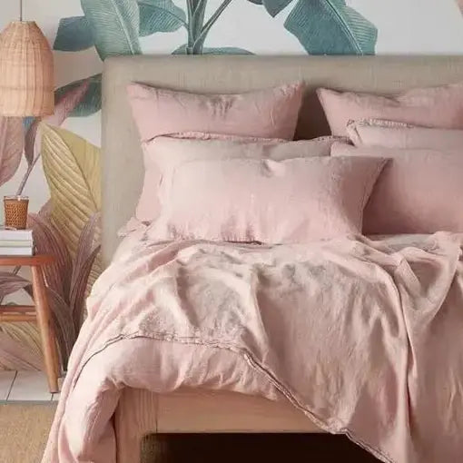 Pink-Bedding Myza