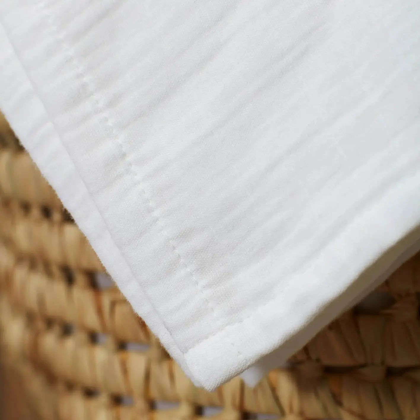 White-Blankets-Throws Myza