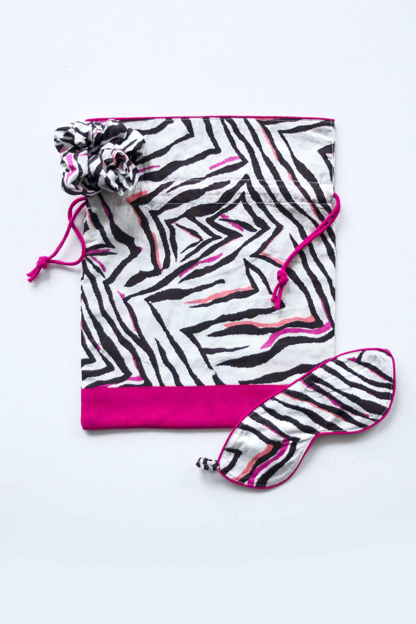 Savannah Cotton Pyjama Bag inara