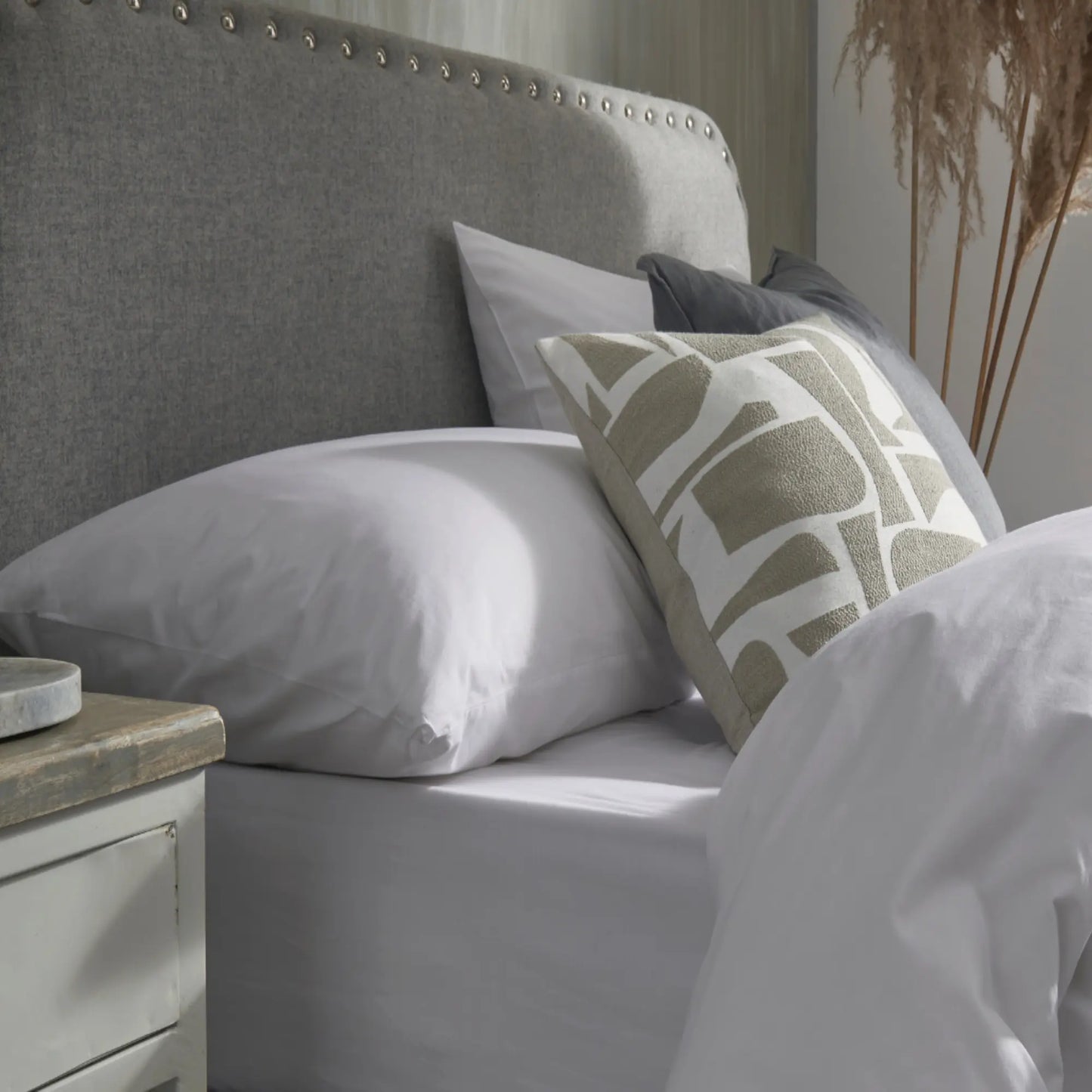 200 Thread Count Classic 100% BCI Cotton Pair of Pillowcases The Fine Bedding Company