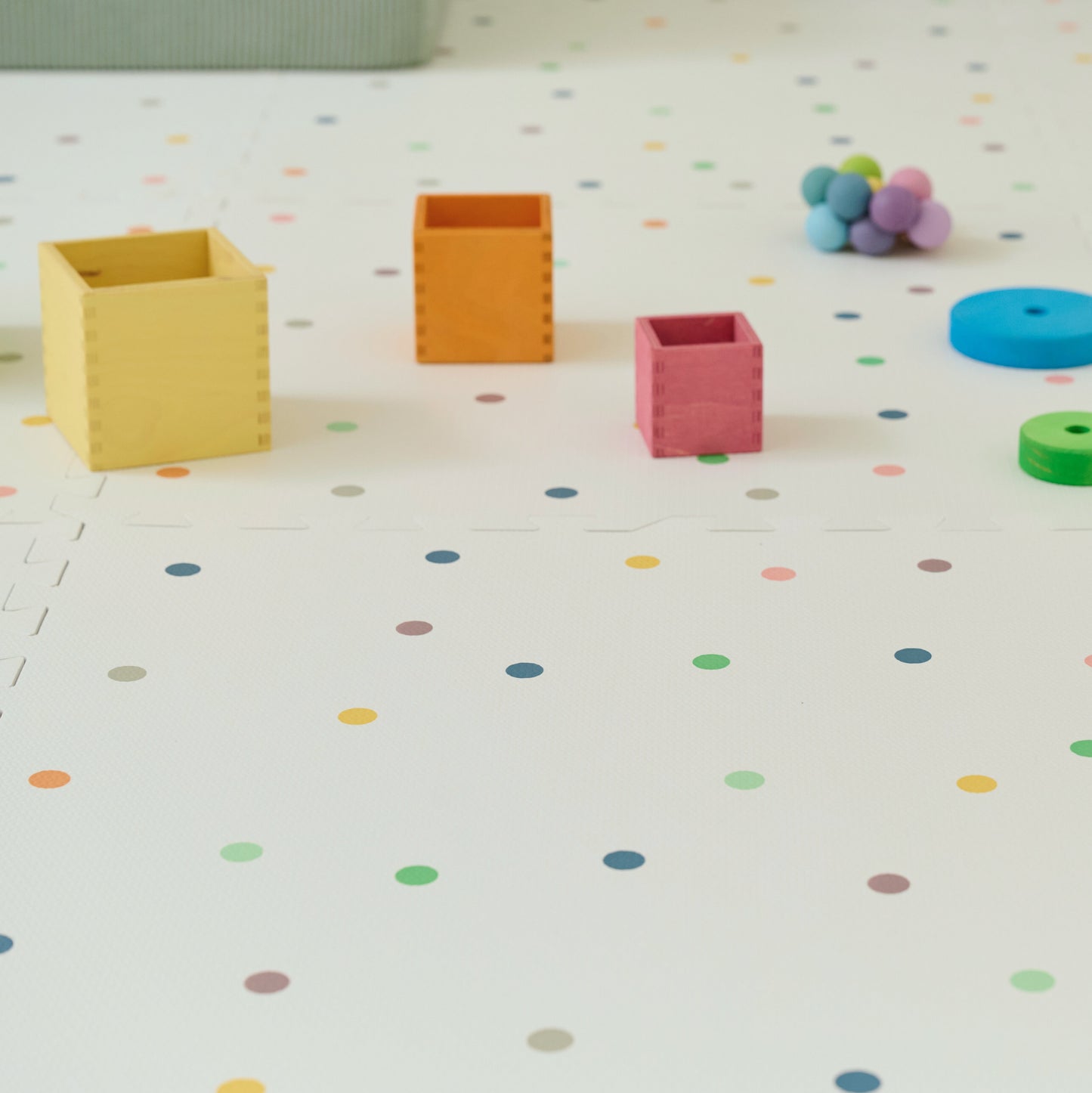 Spots Playmat Set in Multicolour gus + beau