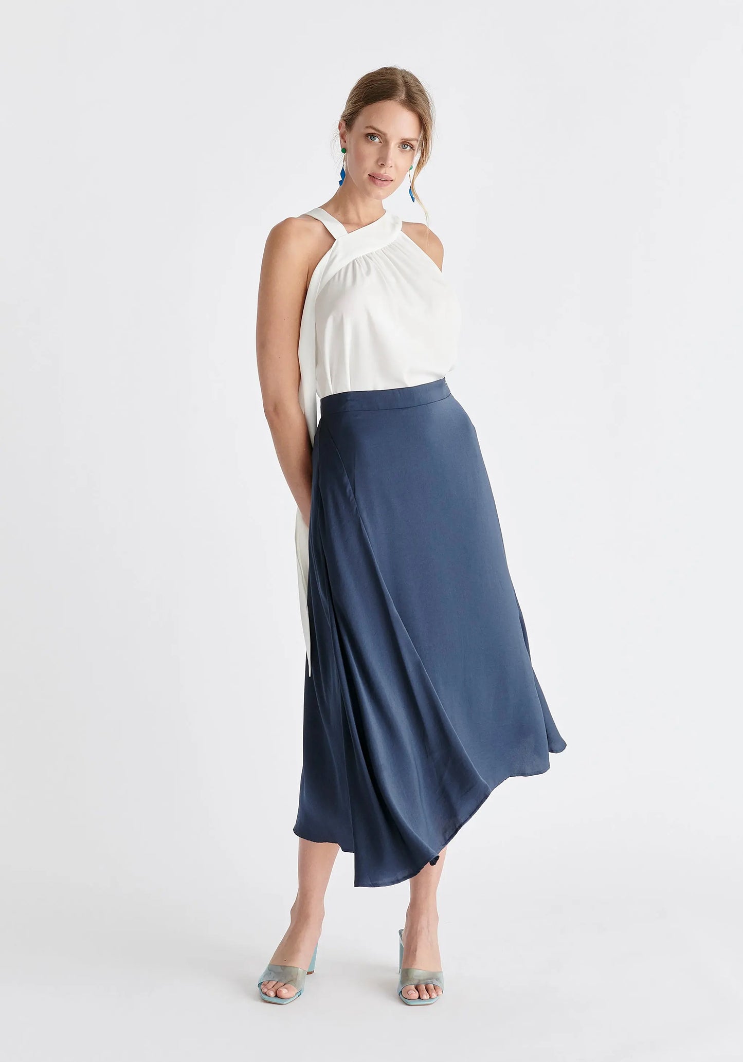Asymmetric Hem Skirt Paisie