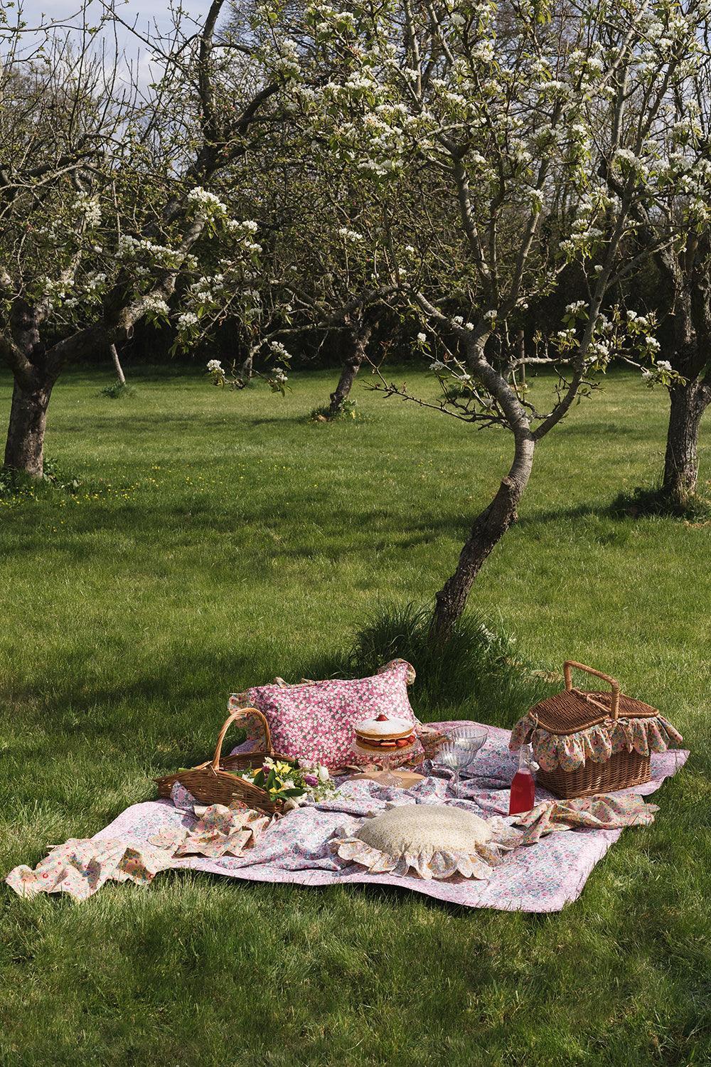 BETSY CANDY FLOSS & MITSI VALERIA PINK Liberty Picnic Blanket Coco & Wolf