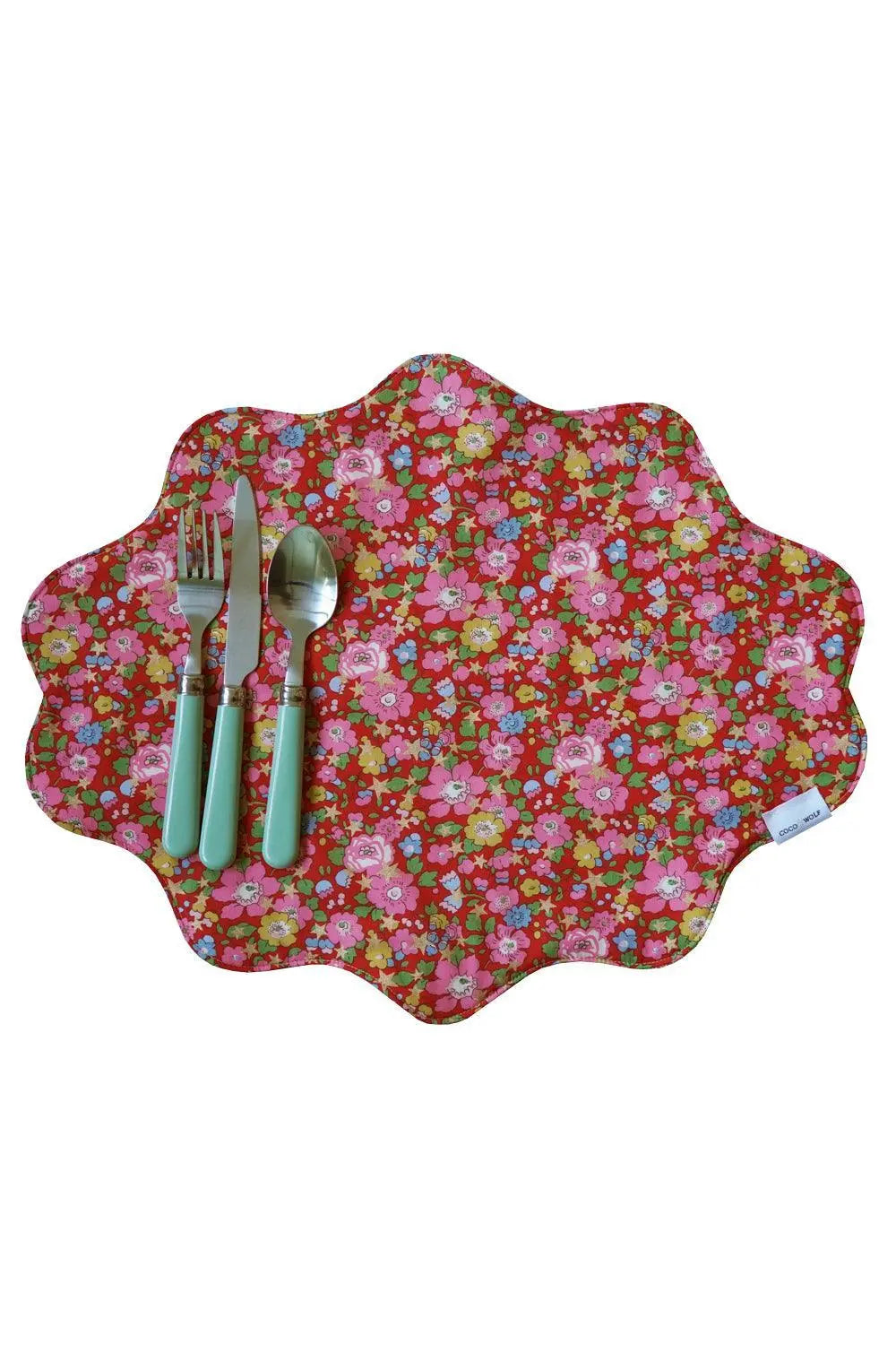 BETSY STAR & CAPEL PISTACHIO Liberty Reversible Wavy Placemat Coco & Wolf