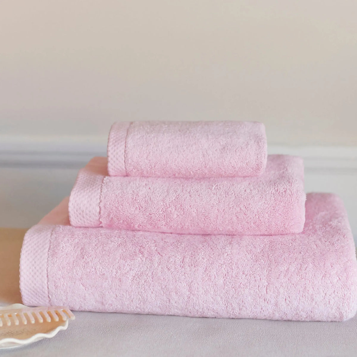 Baby pink Luxus Bath Towels Torres Novas UK