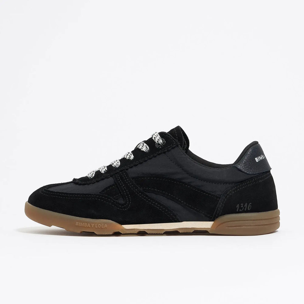 Black 13 16 Indoor sneaker Bimba y Lola UK