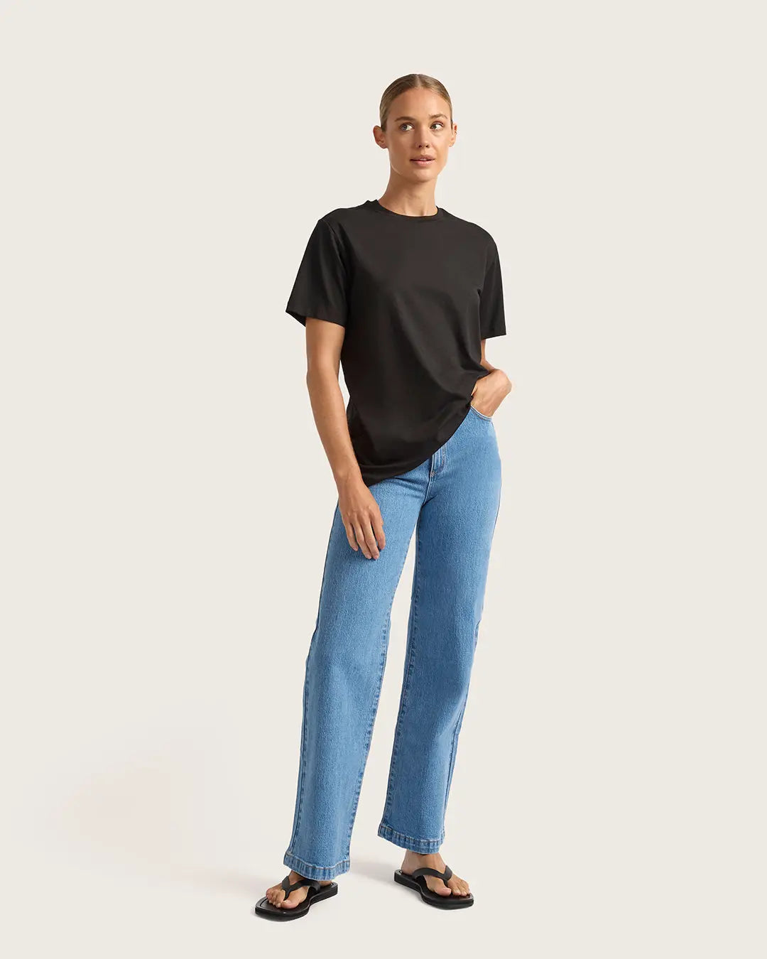 Black Women's Classic Crew Neck T-Shirt Boody