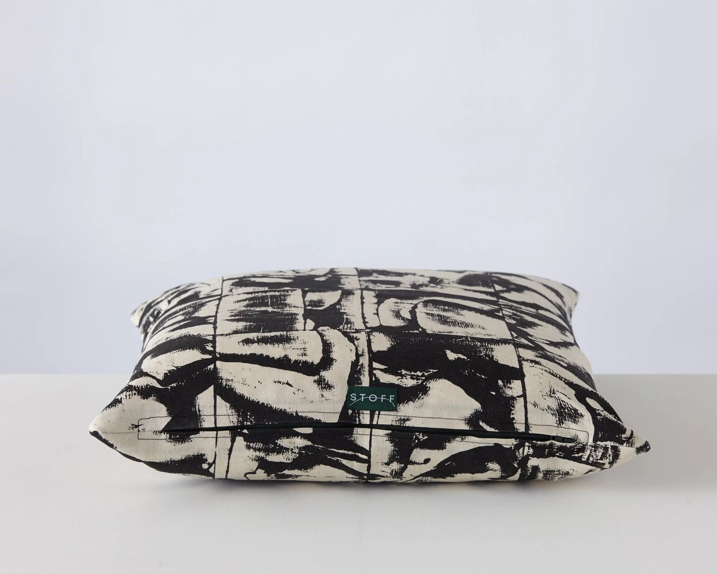 Bloc Cushion | Mono Stoff Studios