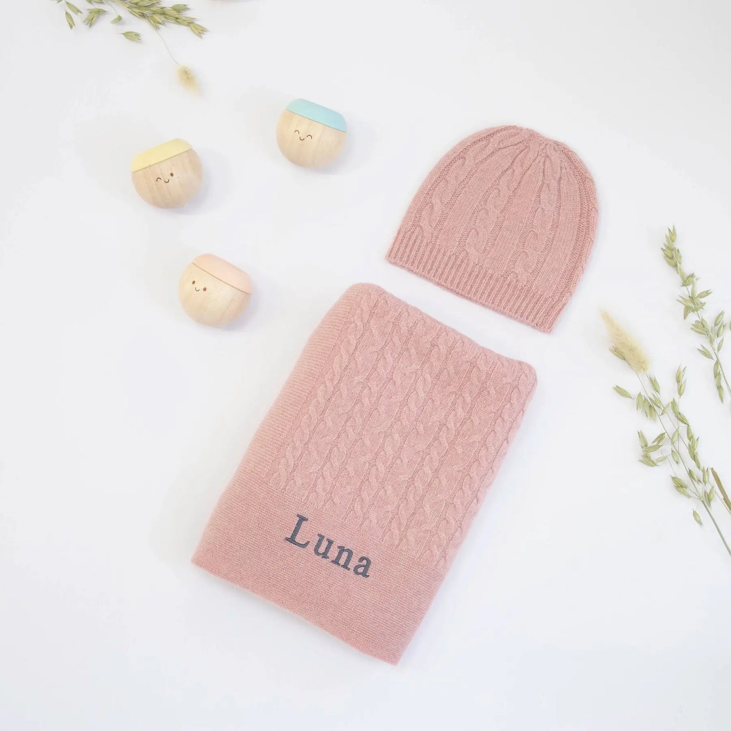 CABLE KNIT CASHMERE AND SENSORY BALLS - ROSEWOOD The Baby Gifting Company