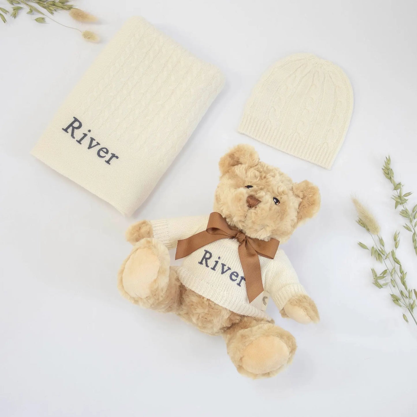 CASHMERE AND TEDDY GIFT SET - IVORY The Baby Gifting Company