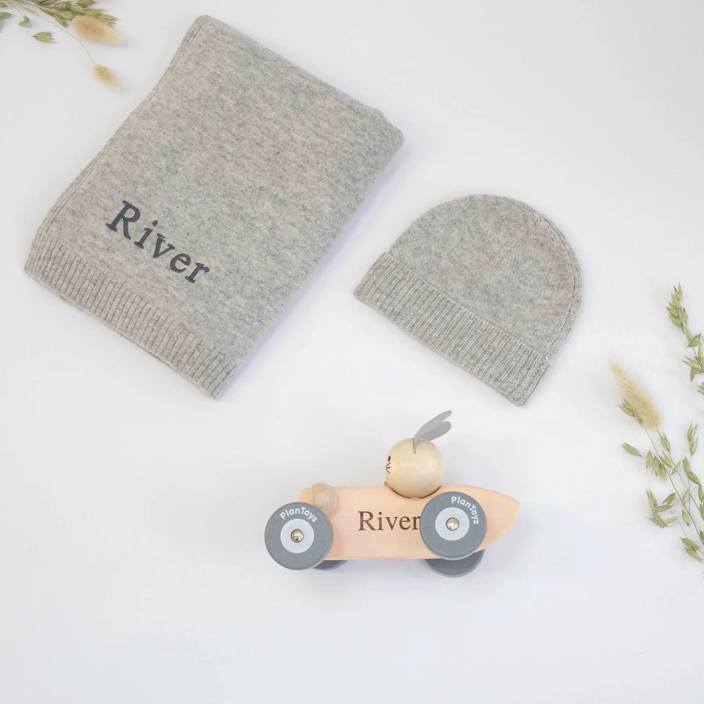 CLASSIC CASHMERE RACING CAR SET - BUNNY The Baby Gifting Company