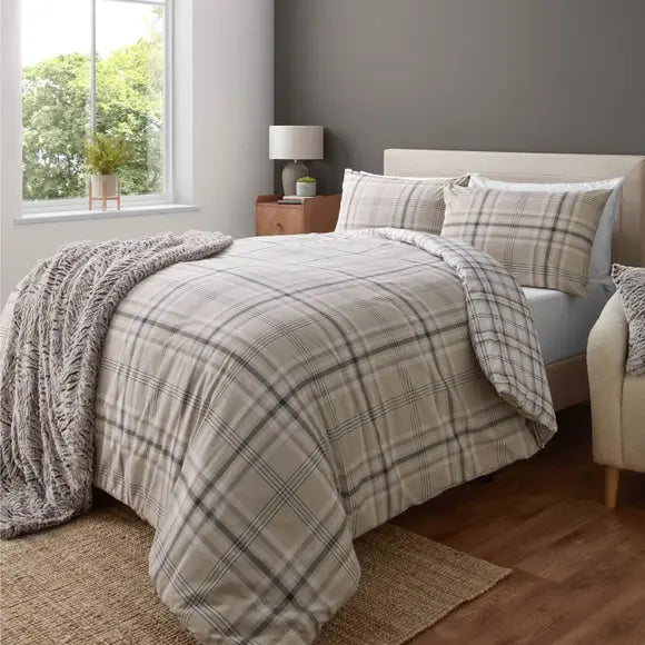 Catherine Lansfield Kelso Patchwork Duvet Cover and Pillowcase Set Dunelm