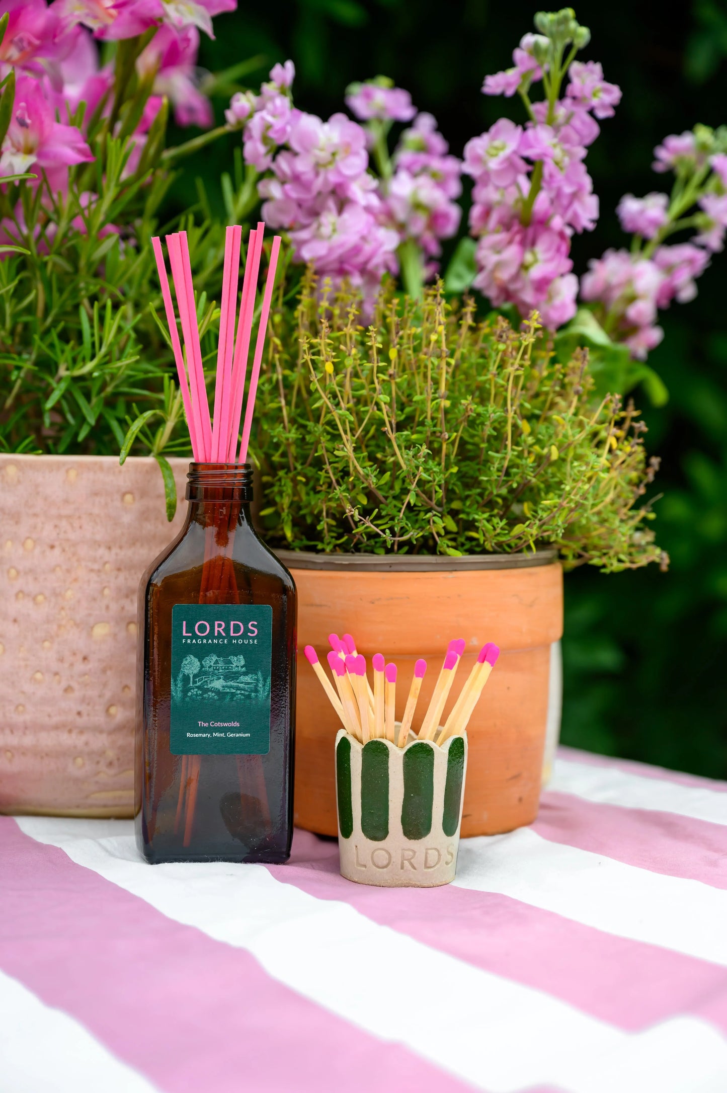 Ceramic Stripe Scallop Edge Match Pot LORDS Fragrance House