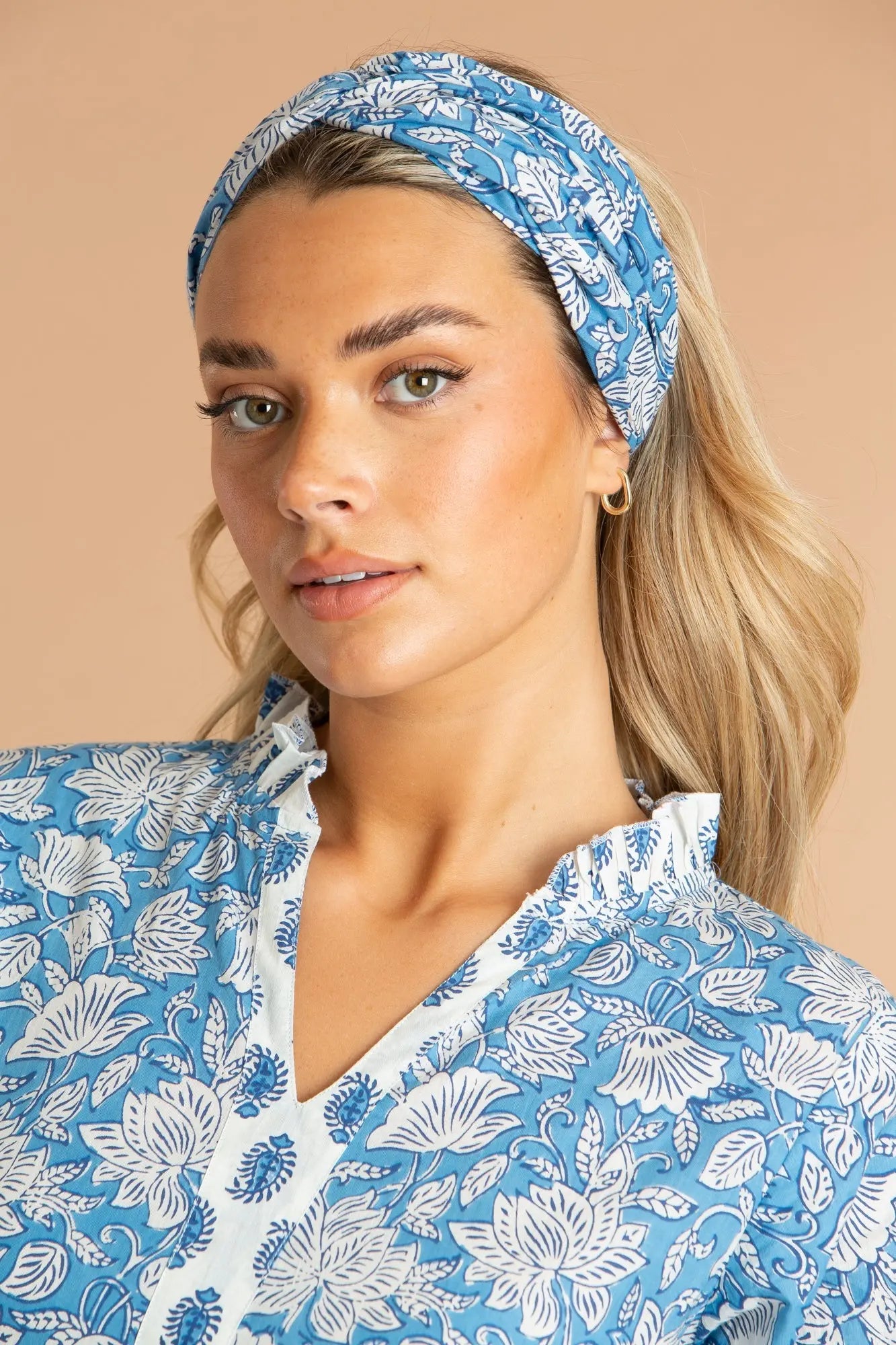 China Blue Paisley Beach Day Set inara
