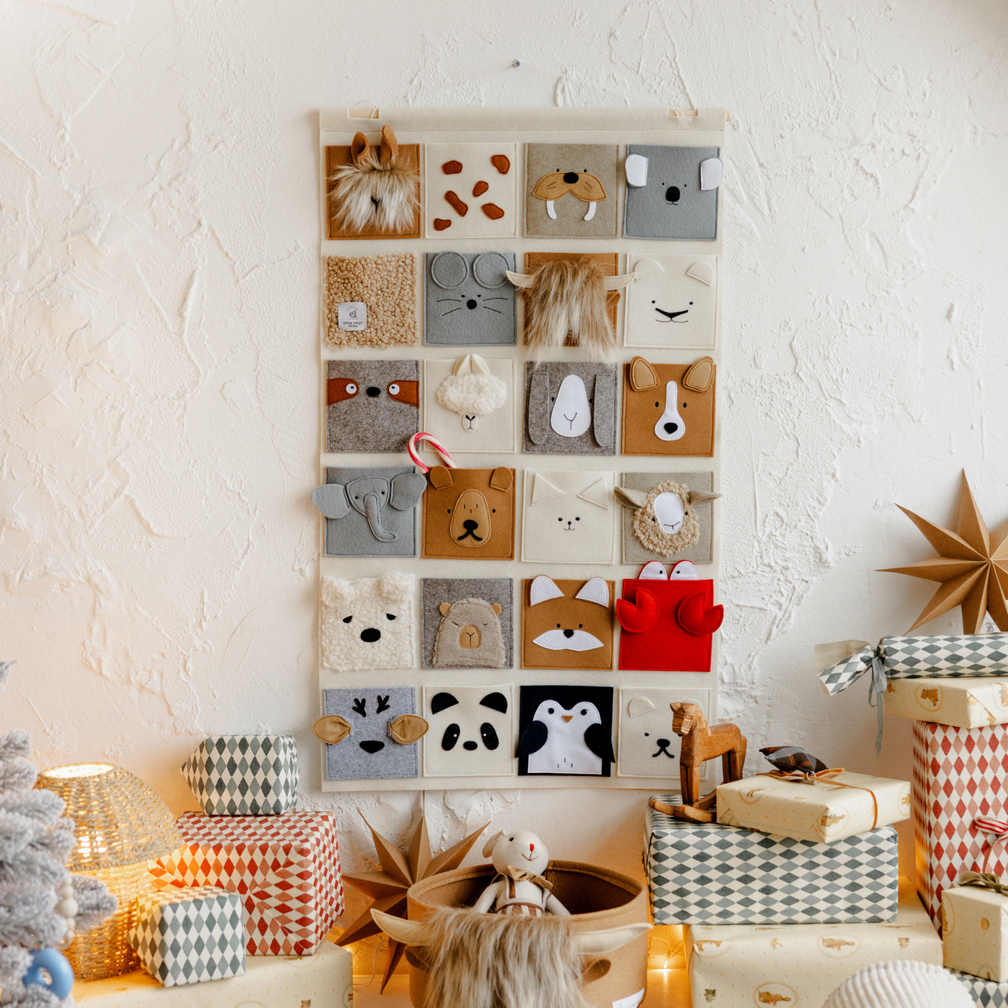 Woodland Felt Advent Calendar, Wall Organizer MINICAMP