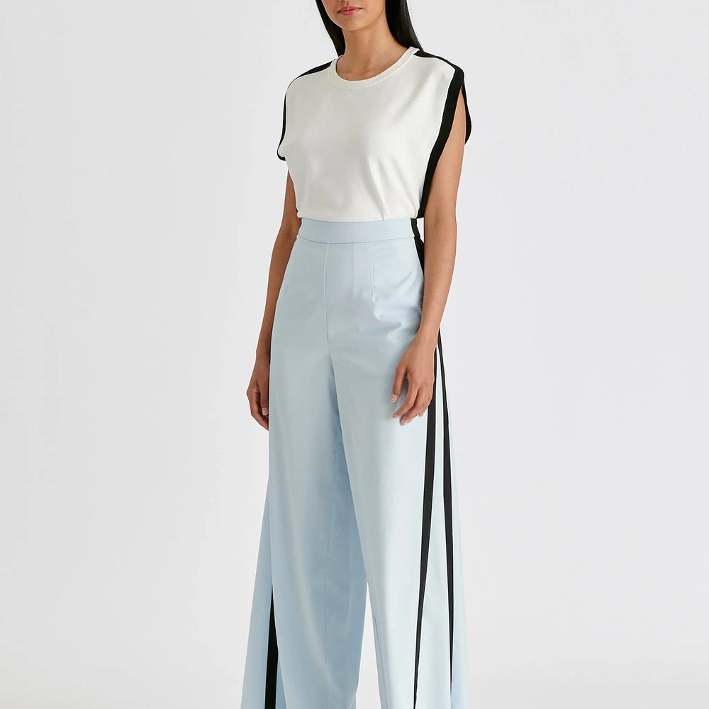 Contrast Trim Round Neck Knit Top Paisie