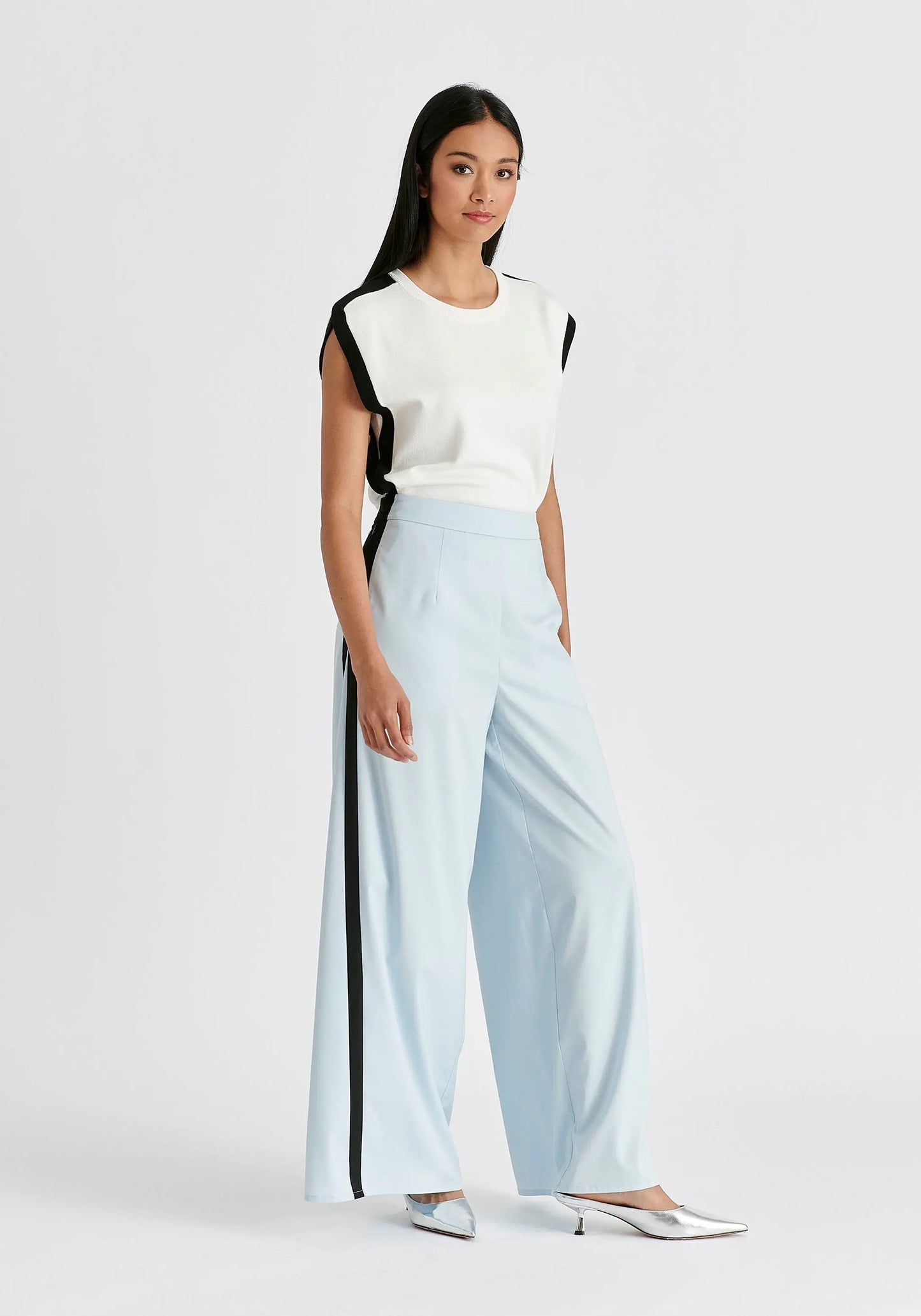 Contrast Trim Wide Leg Trousers Paisie