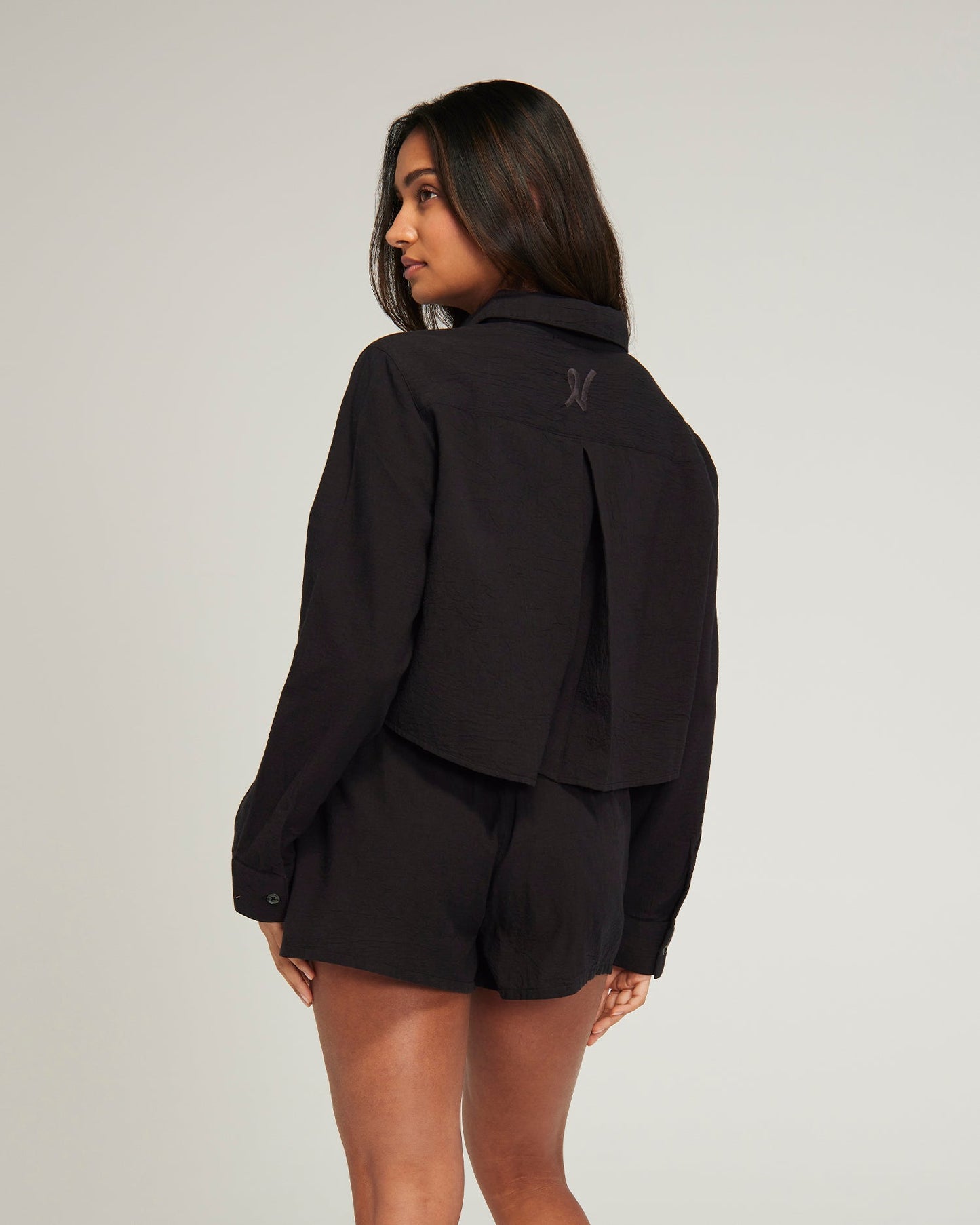 Black Cropped Shirt Nudea