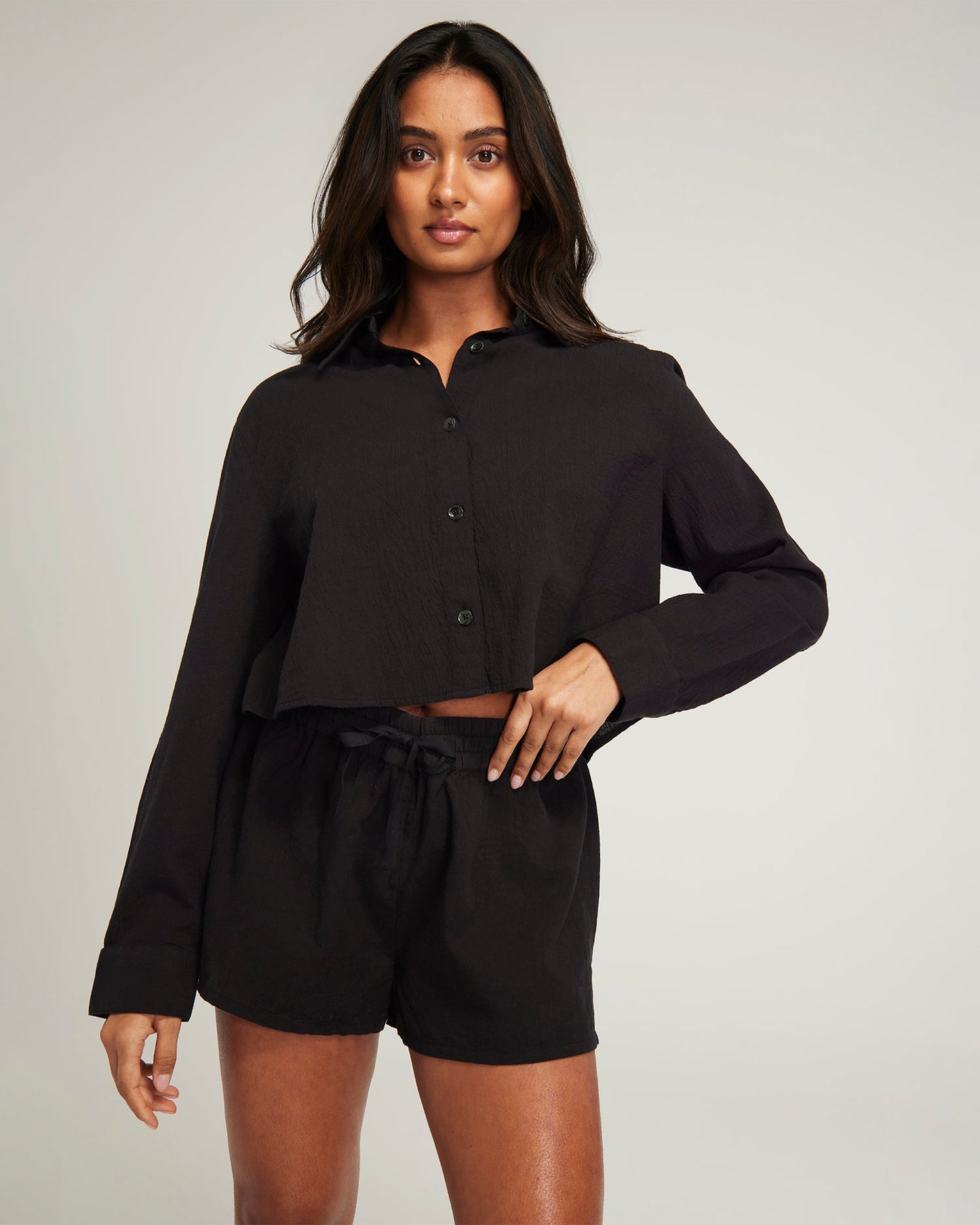Black Cropped Shirt Nudea