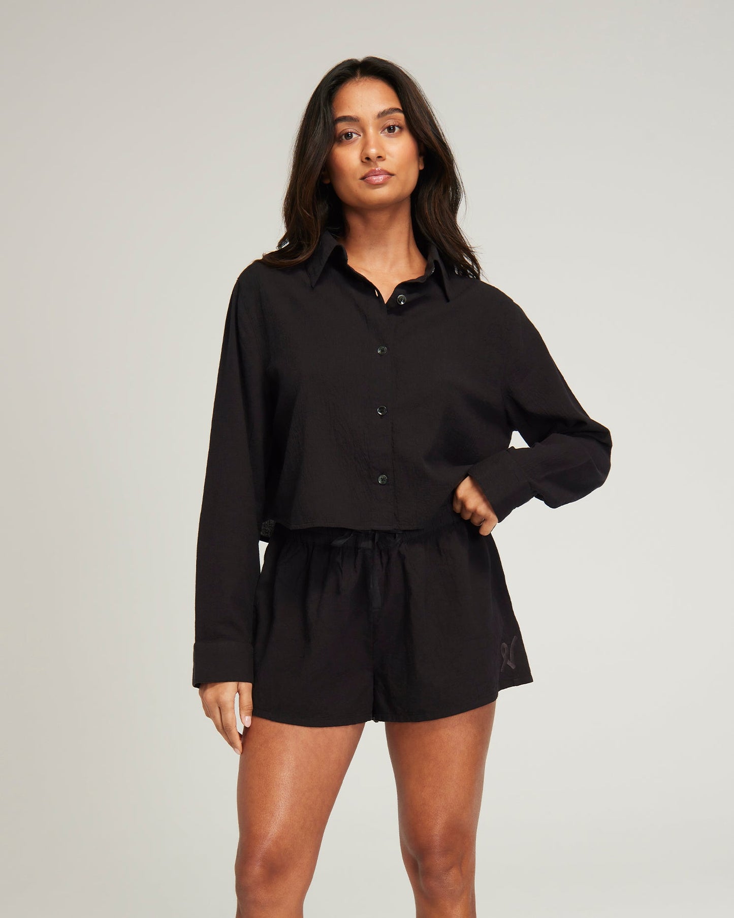 The Cropped Shirt - Black Nudea