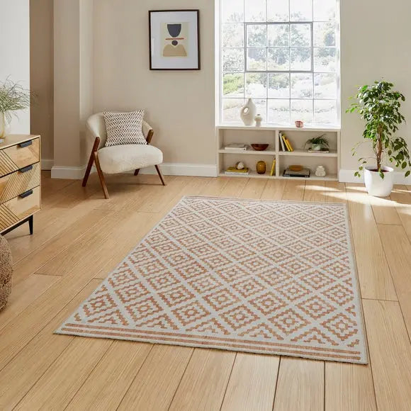 Coral Diamond Rug Dunelm