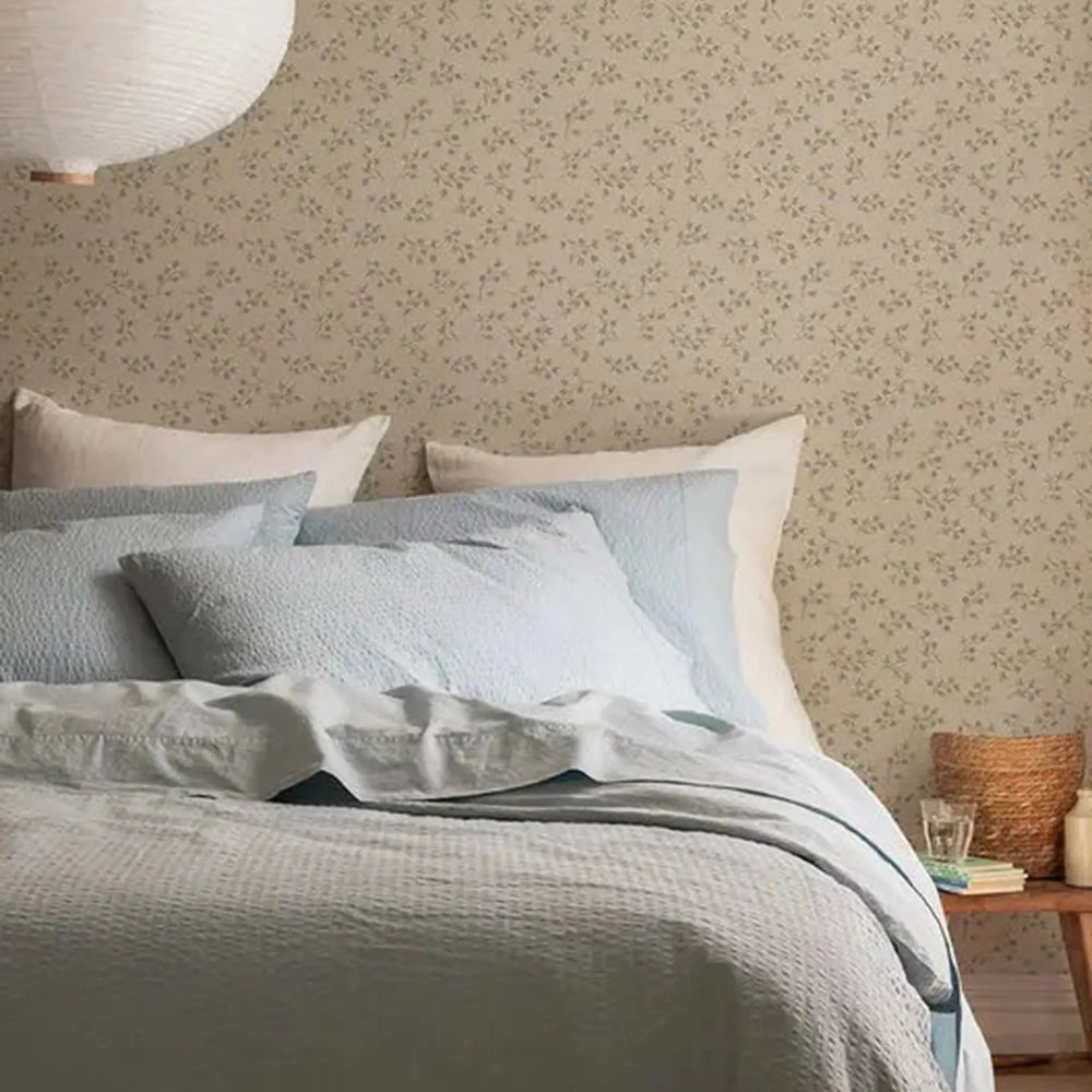 Cream Spring Sprig Wallpaper Piglet