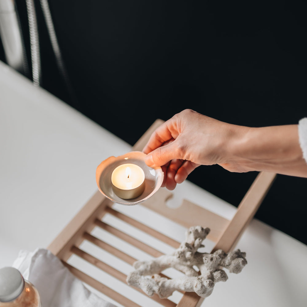 NEW Christmas Frankincense + Myrrh Tealights x6 Gift Box hobo + co.