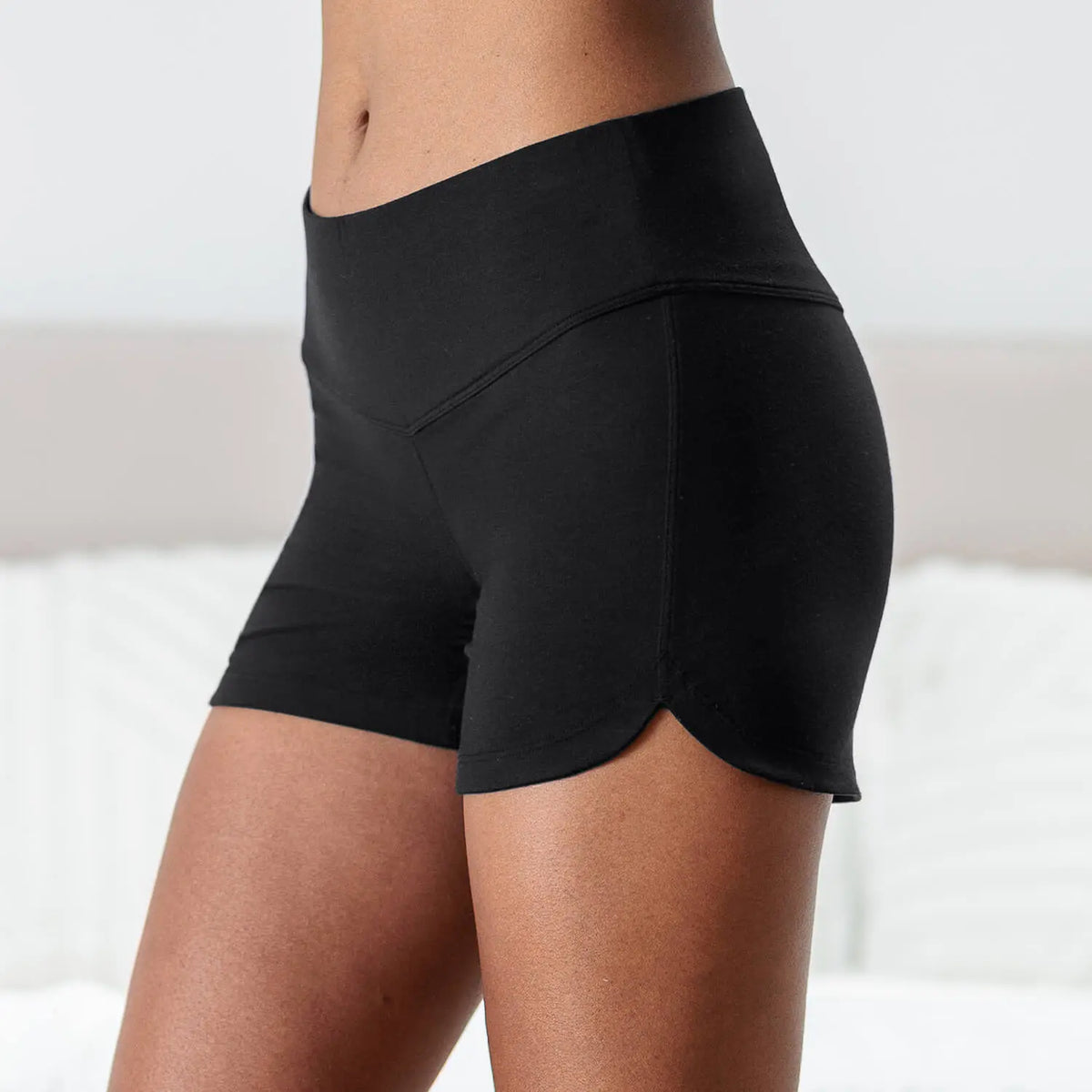 Dagsmejan Women's Balance Pajama Shorts - Black
