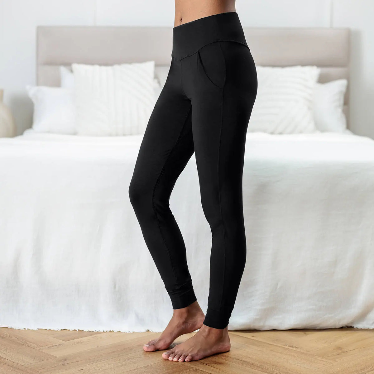 Dagsmejan Women's Balance Pajama Pants - Black