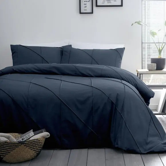 Dart Duvet Cover and Pillowcase Set Dunelm
