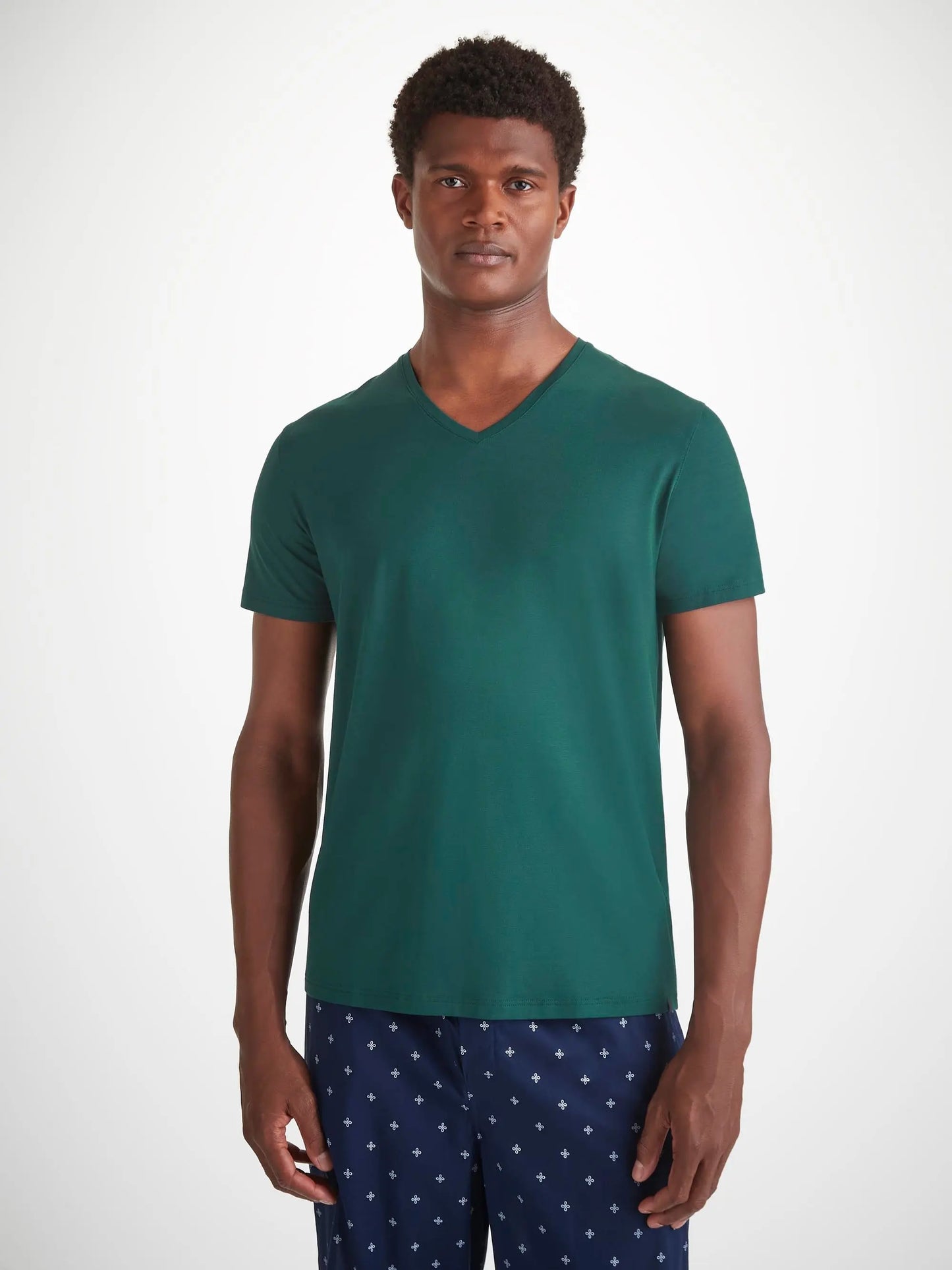 Derek Rose Men's V-Neck T-Shirt Basel Micro Modal Stretch Pine Green Derek Rose