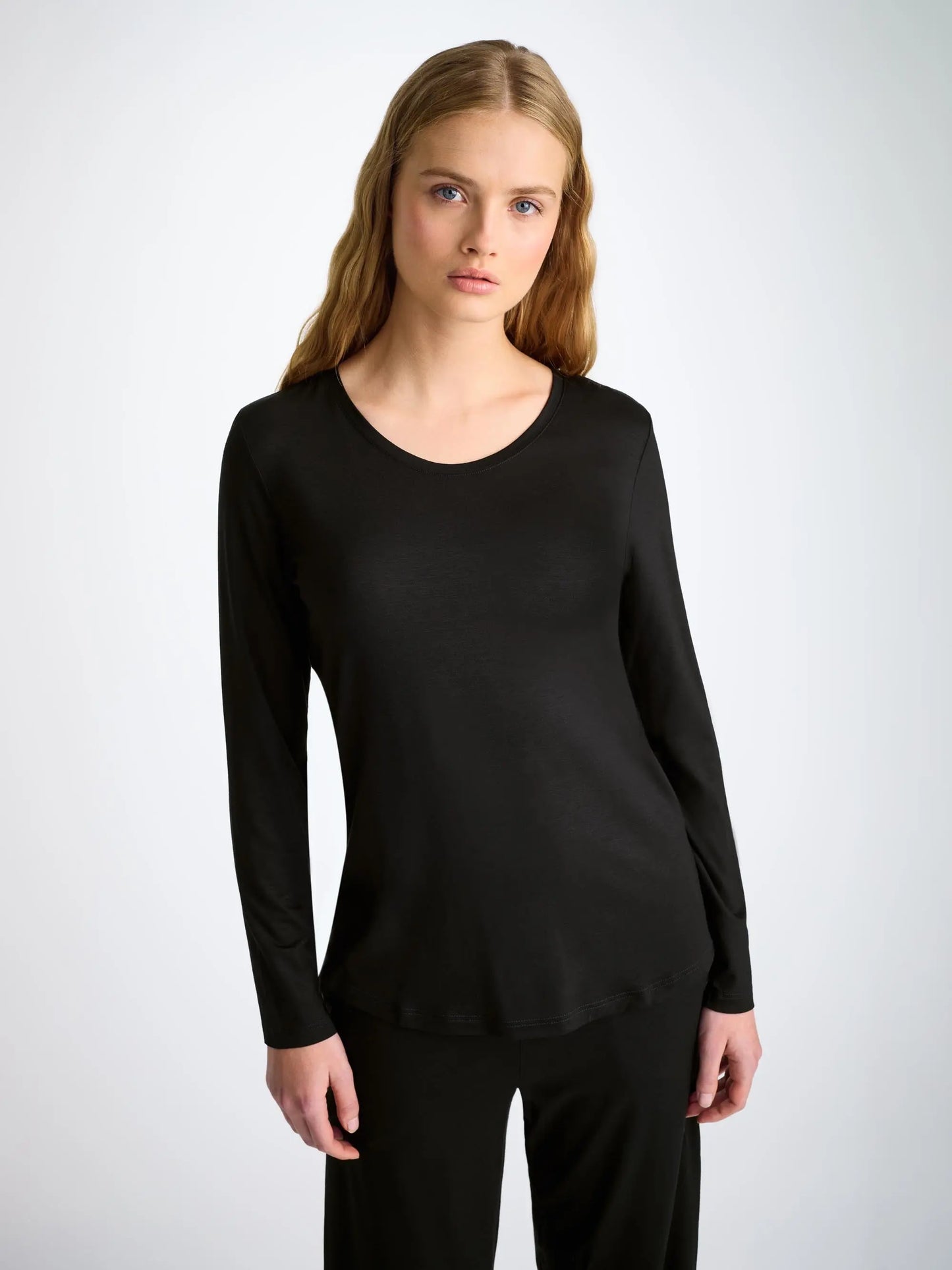 Derek Rose Women's Long Sleeve T-Shirt Lara Micro Modal Stretch Black Derek Rose